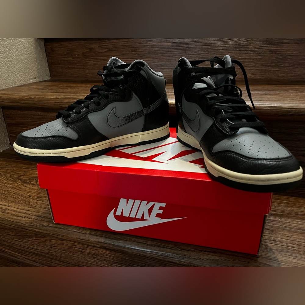 LIKE NEW- Nike Dunk High Retro PRM- Smoke Gray /Black- Size 10 Men’s